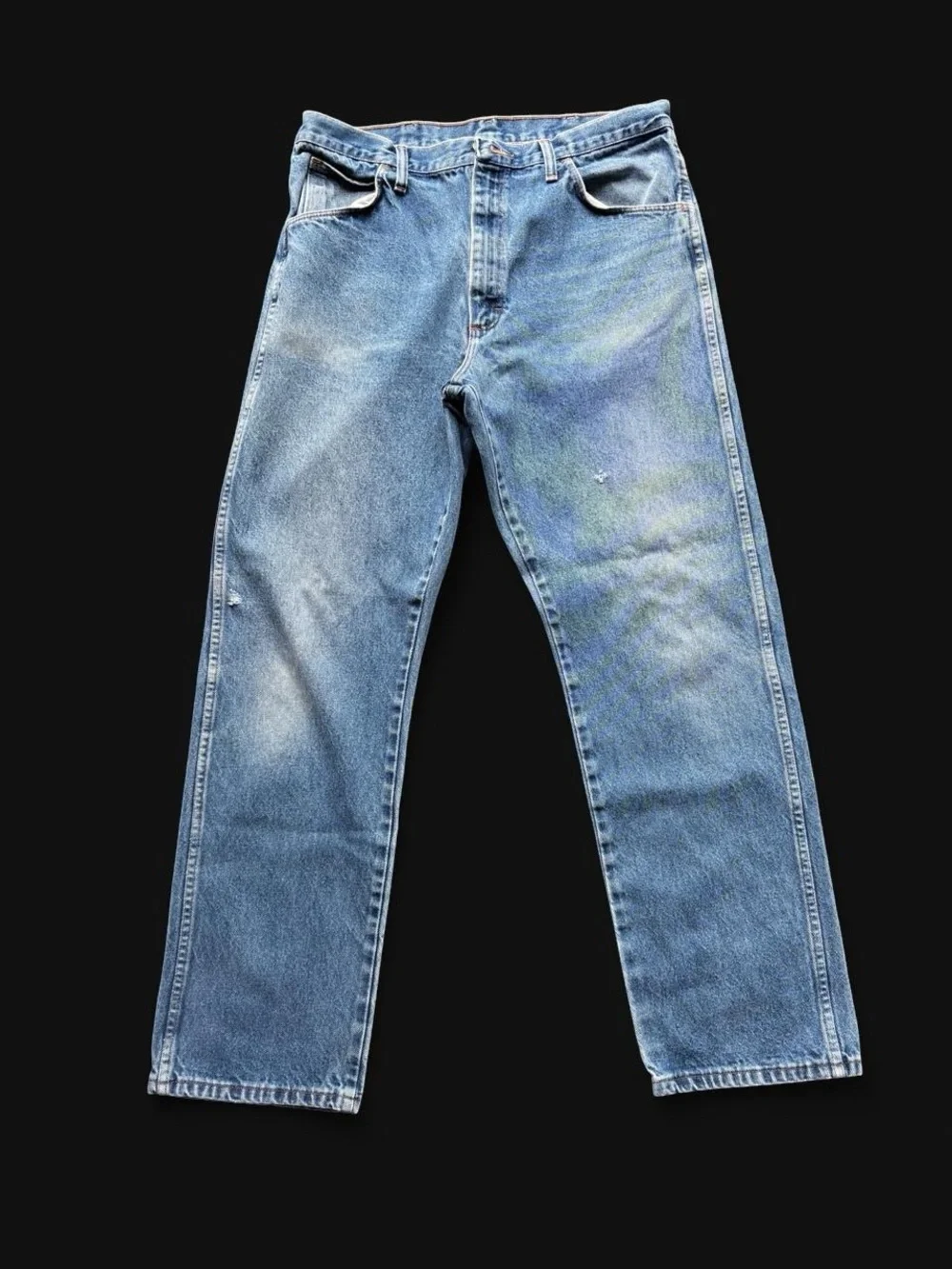 ✨Vintage 90s Levi's 505 blue jeans Size 38✨